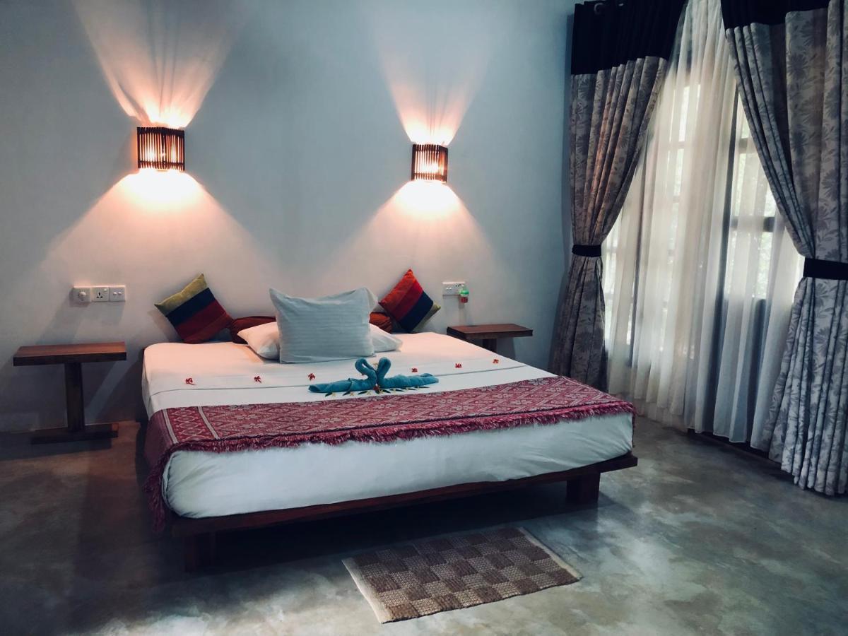 Grand Freedom Bed & Breakfast Sigiriya Exterior photo